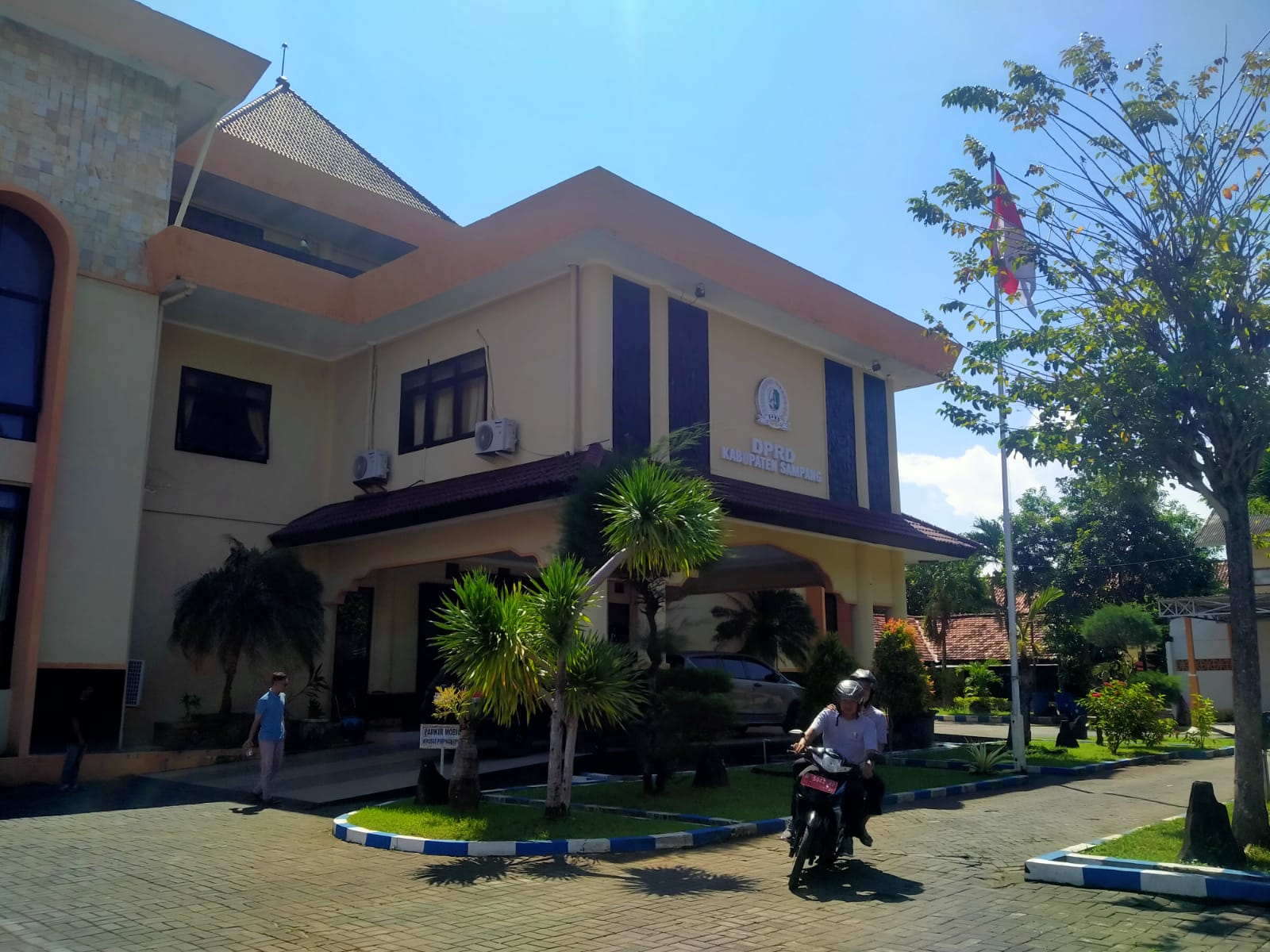 Gedung DPRD Sampang