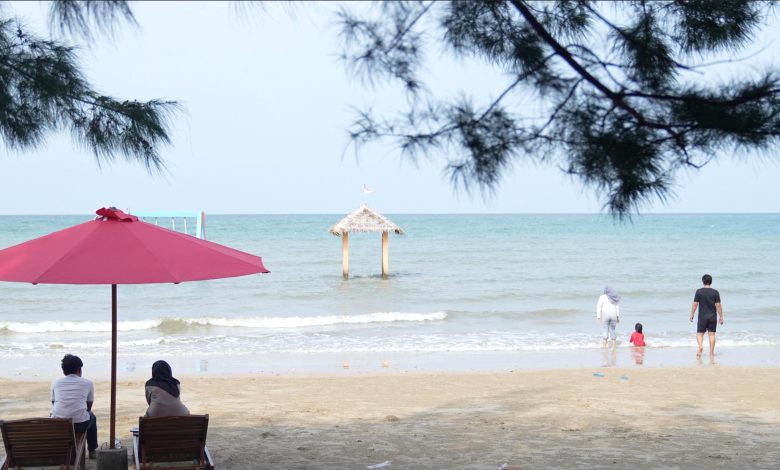 Keindahan Pantai Tlangoh, Tanjung Bumi, Bangkalan