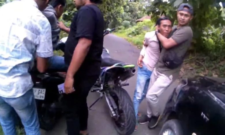 Aksi kejar-kejaran berakhir, polisi membekuk salah satu anggota komplotan curanmor di Bangkalan.