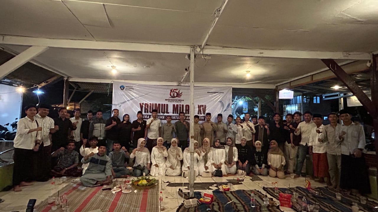 Foto: Foto Usai buka bersama dan santunan anak yatim padan Milad Himaba yang ke-15.