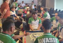 Foto: Simulasi Referee 38 wasit dari kabupaten/kota di Jatim, saat pelatihan setelah Referee.