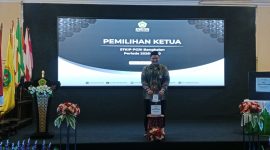 Fajar Hidayatullah, M.Pd., usai proses pemilihan Ketua STKIP PGRI Bangkalan periode 2026–2030, kembali mendapat kepercayaan untuk memimpin kampus menuju era transformasi baru.