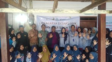 Kegiatan Desaku Asik oleh Dinkes Sampang dan Puskesmas Jrengik untuk meningkatkan deteksi dini serta menghapus stigma terhadap penderita kusta dan TB.