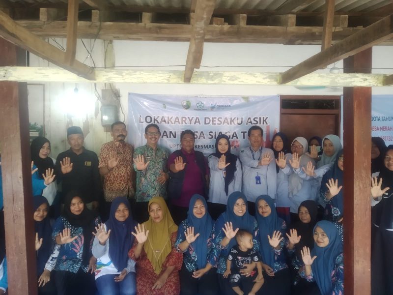 Kegiatan Desaku Asik oleh Dinkes Sampang dan Puskesmas Jrengik untuk meningkatkan deteksi dini serta menghapus stigma terhadap penderita kusta dan TB.