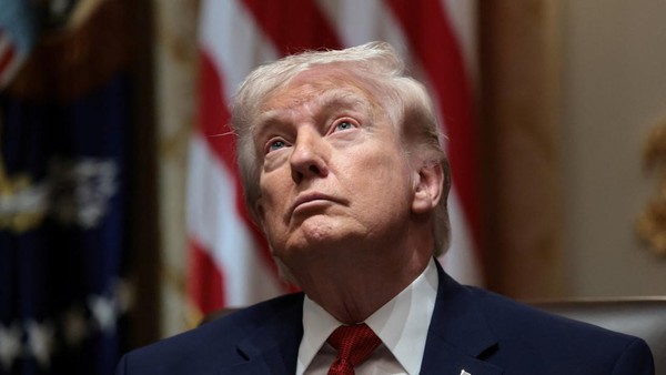 Presiden Donald Trump menghadapi tekanan politik di dalam negeri di tengah eskalasi konflik Timur Tengah yang memicu krisis global dan gelombang protes di Amerika Serikat. (istimewa)