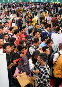 Prioritaskan Warga KTP Lama, Pemkot Surabaya Buka Ribuan Peluang Kerja hingga Pasar Ekspor