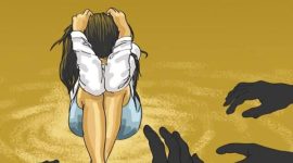 Kisah pilu di Kepulauan Kangean, Sumenep, terungkap. Seorang anak menjadi korban kekerasan, lima pelaku diamankan, dua lainnya masih diburu.
