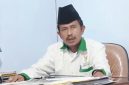 Ketua BAZNAS Sampang, K.H. Abdul Rauf Al Hitami, memberikan klarifikasi terkait isu dugaan rangkap jabatan saat ditemui di ruang kerjanya.