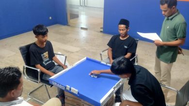 Seleksi internal atlet domino ORADO Sampang berlangsung serius, para peserta diuji kemampuan strategi dan pemahaman aturan jelang Kejurprov di Surabaya.