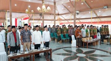 Pelantikan pengurus DPC FKDT Bangkalan periode 2025–2030 di Pendopo Agung, dihadiri Wakil Bupati Moch. Fauzan Ja’far.