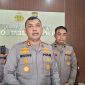 Kapolres Bangkalan, AKBP Wibowo, didampingi jajaran saat memberikan keterangan kepada awak media terkait maraknya kasus pencurian yang meresahkan warga dalam dua pekan terakhir.
