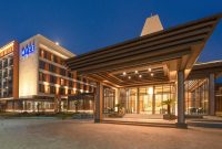 Myze Hotel Sumenep by Artotel menghadirkan fasilitas ballroom dan layanan lengkap untuk berbagai acara dengan paket mulai Rp20 jutaan.