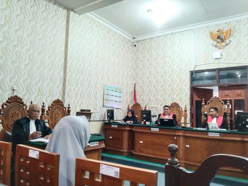 Sidang dugaan penipuan dan penggelapan kredit BRIGUNA Purna di Pengadilan Negeri Sumenep menghadirkan korban, keluarga korban, dan pegawai internal BRI sebagai saksi.