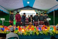Peresmian Program Kelas CERIA (Cerdas, Empati, Religius, Inovatif, Amanah) di MI Al-Ishlah Kebundadap Timur, Kecamatan Saronggi, ditandai dengan prosesi pengguntingan pita oleh Kepala Kemenag Sumenep, Abdul Wasid. Program ini menjadi langkah inovatif madrasah dalam menghadirkan pendidikan berbasis karakter dengan dukungan fasilitas modern dan pembelajaran digital.