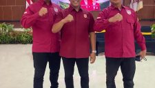 Ketua DPD GMPK Kabupaten Sampang, Ahmad Anam Syahputra (kiri), bersama jajaran pengurus usai mengikuti kegiatan Training of Trainer (ToT). DPD GMPK Sampang menyatakan dukungan penuh kepada Dr. Sudaryono sebagai Kepala Badan Gizi Nasional (BGN) serta siap mengawal implementasi Program Makan Bergizi Gratis (MBG) di Kabupaten Sampang.