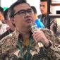Direktur PT Linggarjati Trijaya Indah, Nanda Wirya Laksana, menyampaikan keterangan kepada awak media terkait polemik dengan Bank Syariah Nasional (BSN). Ia mendesak manajemen BSN mengevaluasi pejabat internal yang dinilai tidak transparan dalam menangani persoalan appraisal proyek Perumahan Bukit Damai.