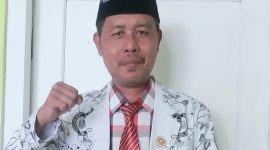 Ketua PGRI Kabupaten Bangkalan H. Abdul Munif, S.Ag., M.Pd.I. mengajak para guru menjadikan momentum HUT ke-81 Kemerdekaan RI sebagai penyemangat untuk terus mengabdi, meningkatkan kualitas pendidikan, dan mencetak generasi unggul.