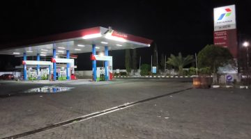 Penambahan pasokan Pertalite dan Biosolar membuat antrean kendaraan di sejumlah SPBU di Madura dilaporkan mulai berangsur normal.