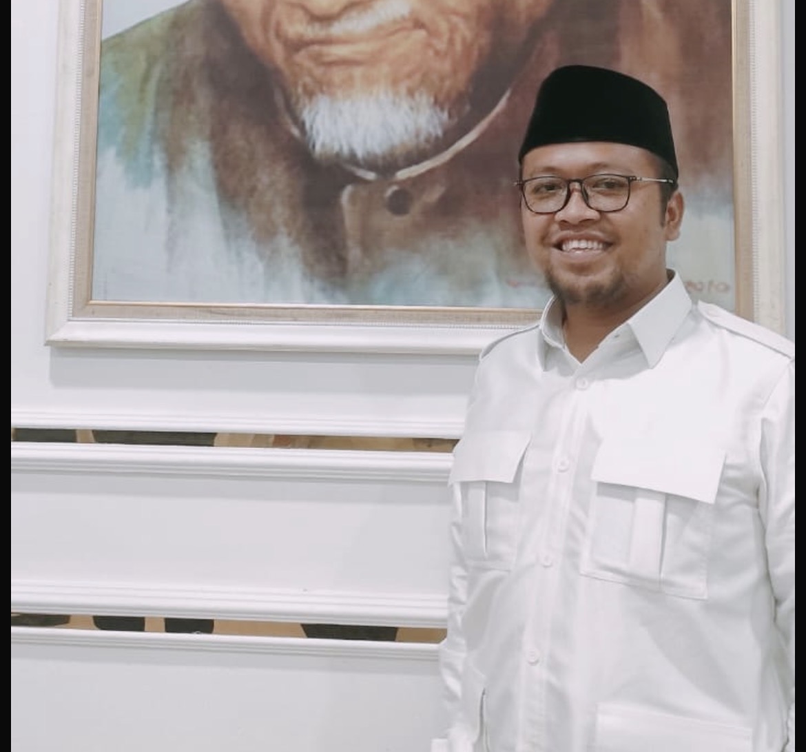 Wakil Bupati Sampang H. Ahmad Mahfudz menyampaikan pesan Hari Kesaktian Pancasila. Ia mengajak masyarakat tidak sekadar menghafalkan Pancasila, tetapi memahami dan mengamalkan nilainya untuk menjaga persatuan serta mewujudkan keadilan sosial.